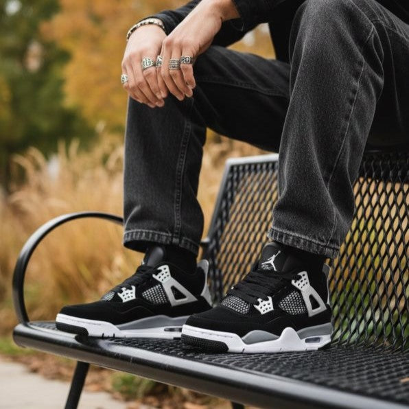 AIR JORDAN RETRO 4